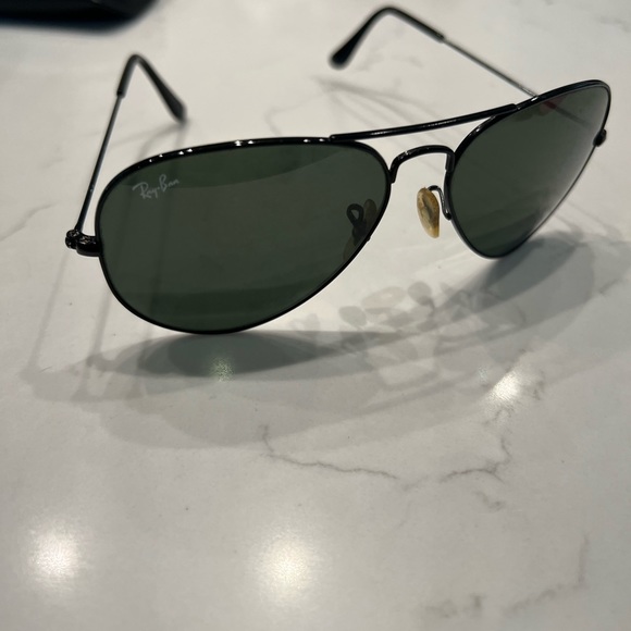 Ray-Ban aviators - Picture 3 of 4